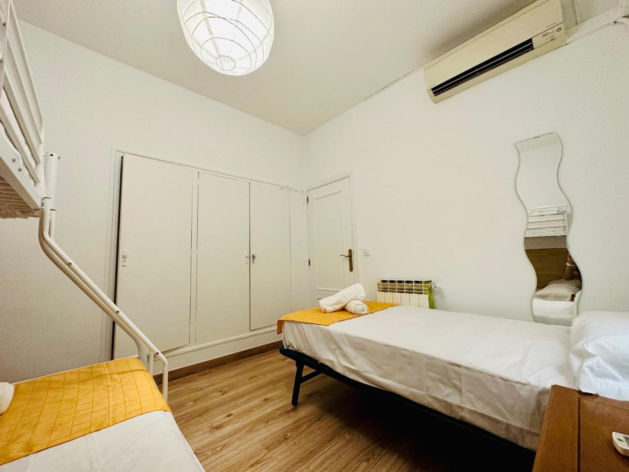 Punta Me Rooms In The Best Location Of Madrid Downtown Exterior photo