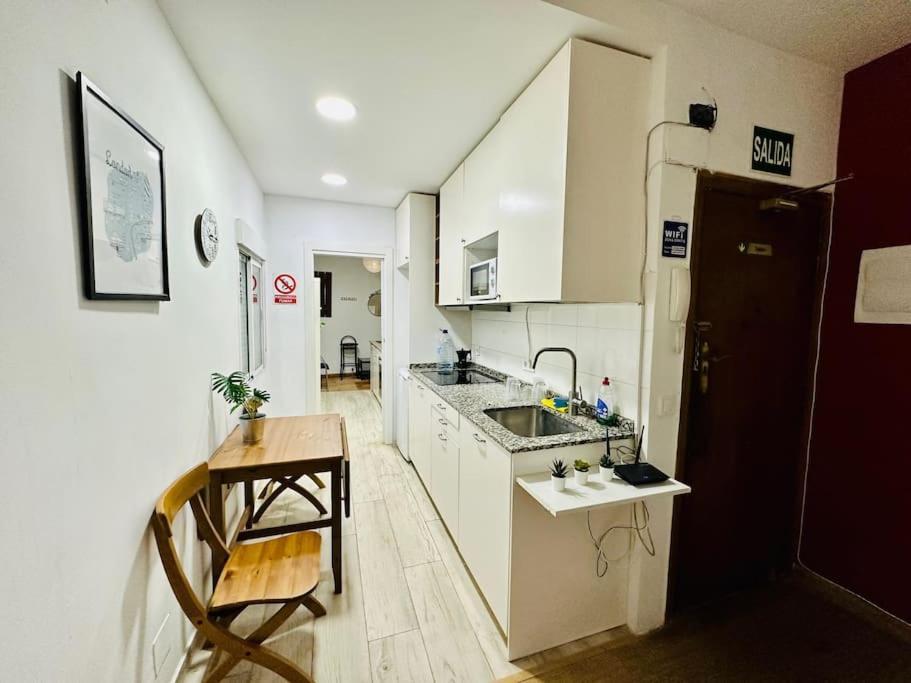Punta Me Rooms In The Best Location Of Madrid Downtown Exterior photo